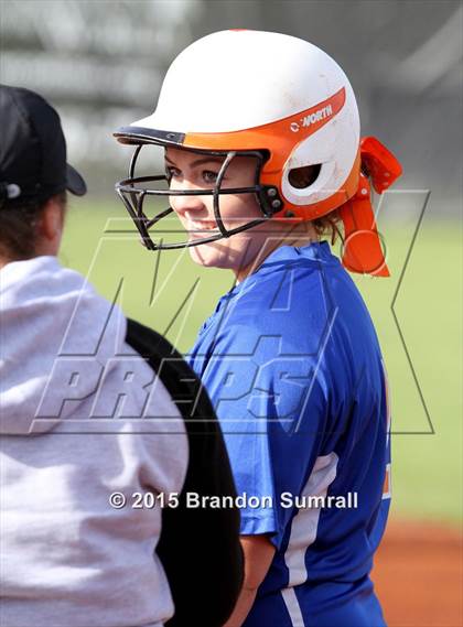 Thumbnail 3 in Chilton County vs Holtville (Prattville Christian Academy Classic) photogallery.