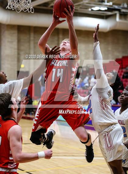 Thumbnail 1 in Manual vs Centauri (CHSAA 3A Great 8) photogallery.