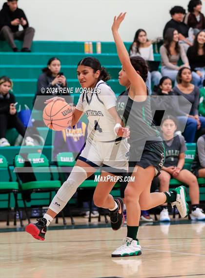 Thumbnail 2 in Franklin vs Eagle Rock photogallery.