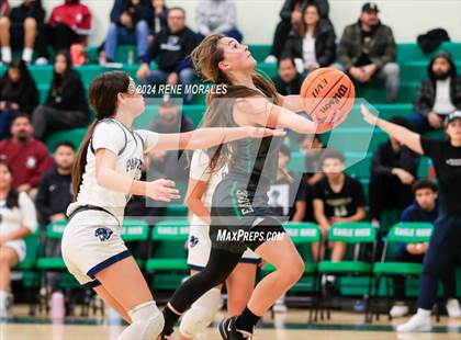 Thumbnail 2 in Franklin vs Eagle Rock photogallery.