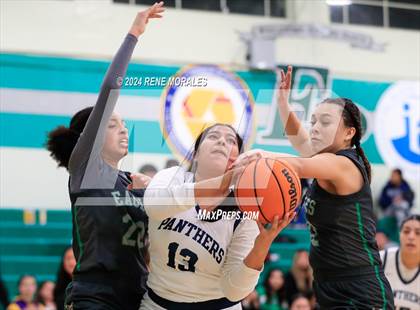 Thumbnail 3 in Franklin vs Eagle Rock photogallery.