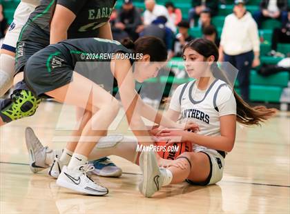Thumbnail 3 in Franklin vs Eagle Rock photogallery.