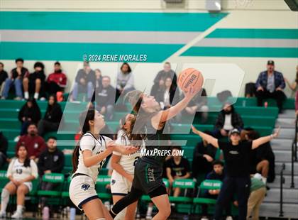 Thumbnail 3 in Franklin vs Eagle Rock photogallery.