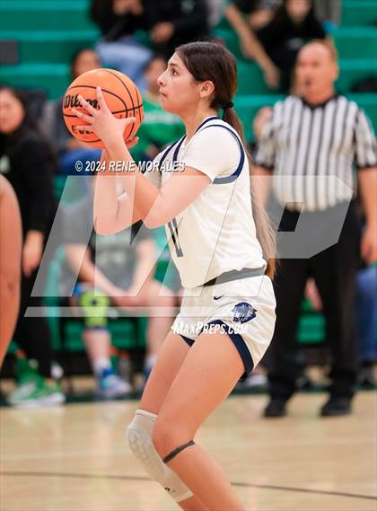 Thumbnail 1 in Franklin vs Eagle Rock photogallery.
