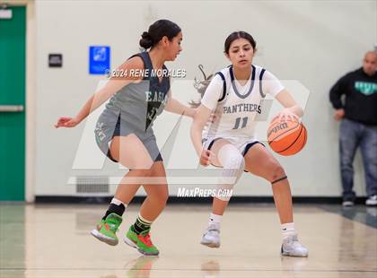 Thumbnail 2 in Franklin vs Eagle Rock photogallery.