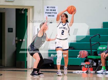 Thumbnail 2 in Franklin vs Eagle Rock photogallery.