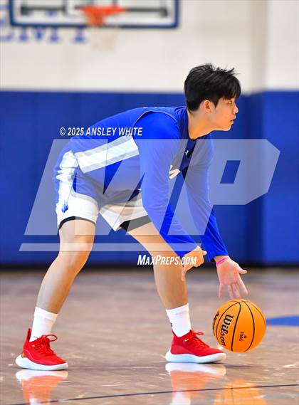 Thumbnail 2 in KBL League v IMG Varsity Black (IMG Ascender Classic) photogallery.