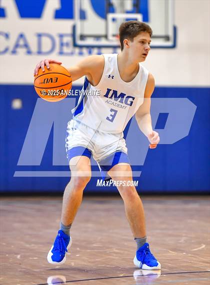 Thumbnail 1 in KBL League v IMG Varsity Black (IMG Ascender Classic) photogallery.
