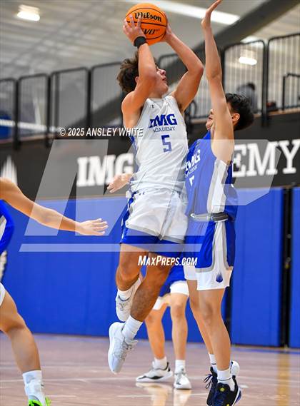 Thumbnail 3 in KBL League v IMG Varsity Black (IMG Ascender Classic) photogallery.
