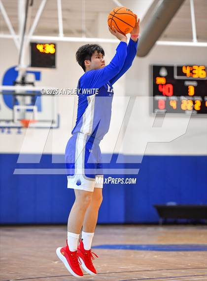 Thumbnail 1 in KBL League v IMG Varsity Black (IMG Ascender Classic) photogallery.