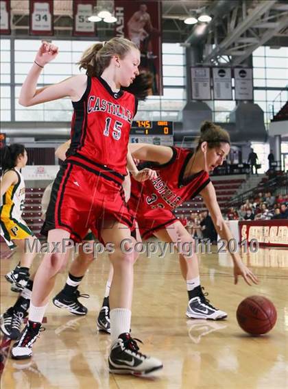 Thumbnail 2 in Castilleja vs. Pinewood (CIF CCS D5 Final) photogallery.