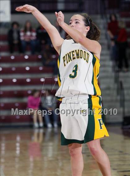 Thumbnail 1 in Castilleja vs. Pinewood (CIF CCS D5 Final) photogallery.