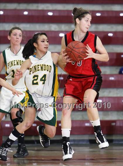 Thumbnail 2 in Castilleja vs. Pinewood (CIF CCS D5 Final) photogallery.