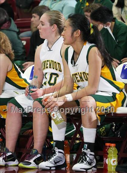 Thumbnail 3 in Castilleja vs. Pinewood (CIF CCS D5 Final) photogallery.