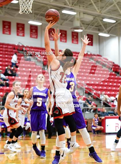 Thumbnail 3 in Munday @ Mineral Wells photogallery.
