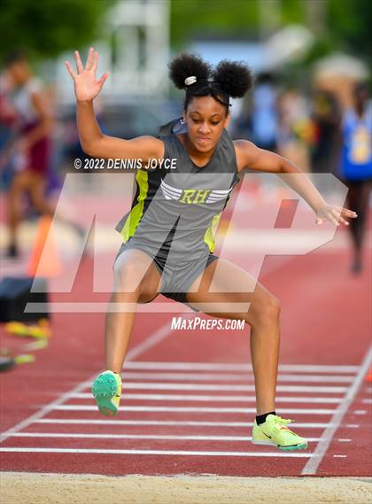 Thumbnail 1 in Section V State Qualifier Track Meet photogallery.