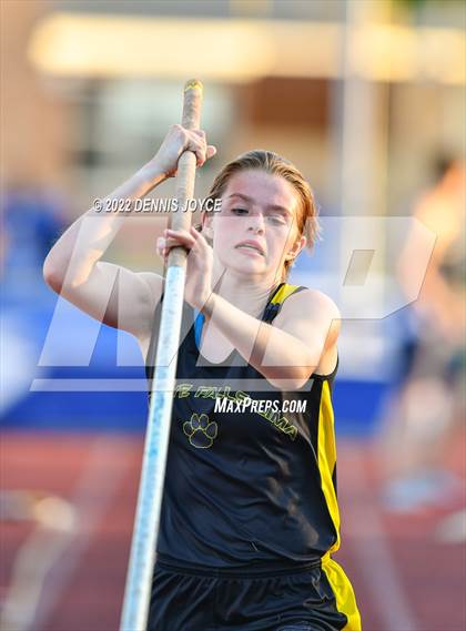 Thumbnail 3 in Section V State Qualifier Track Meet photogallery.