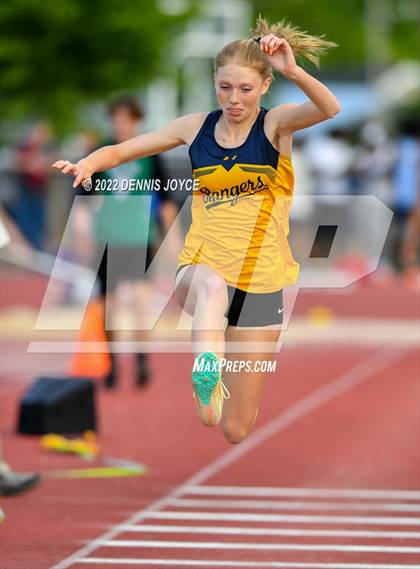 Thumbnail 2 in Section V State Qualifier Track Meet photogallery.