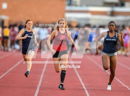 Thumbnail 1 in Section V State Qualifier Track Meet photogallery.