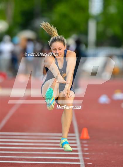 Thumbnail 2 in Section V State Qualifier Track Meet photogallery.