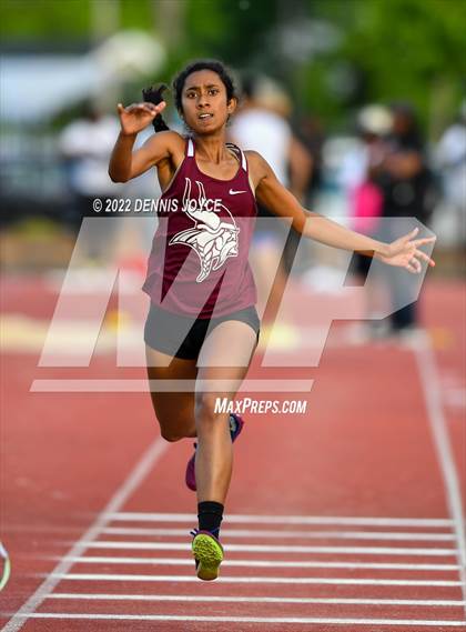 Thumbnail 2 in Section V State Qualifier Track Meet photogallery.