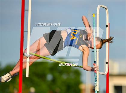 Thumbnail 3 in Section V State Qualifier Track Meet photogallery.