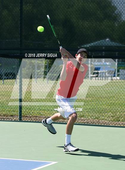 Thumbnail 2 in Jesuit vs Bellarmine (CIF NorCal Regional Tennis Tennis Championships) photogallery.