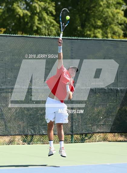 Thumbnail 2 in Jesuit vs Bellarmine (CIF NorCal Regional Tennis Tennis Championships) photogallery.