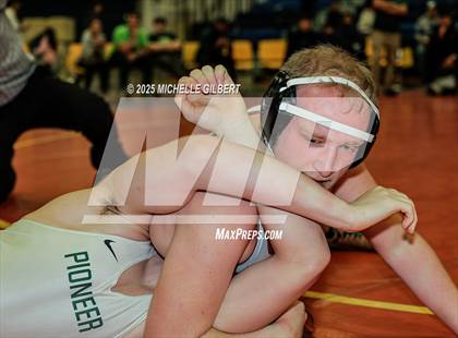 Thumbnail 3 in NYSPHSAA Section VI D2 State Qualifier (True 2nd) photogallery.
