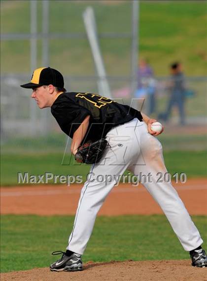 Thumbnail 2 in Highlands Ranch vs. Goldwater (Coach Bob National Invitational) photogallery.