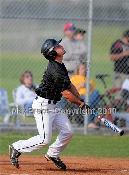 Thumbnail 2 in Highlands Ranch vs. Goldwater (Coach Bob National Invitational) photogallery.