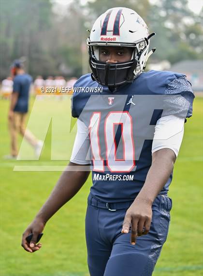 Thumbnail 2 in Douglas Byrd @ Terry Sanford photogallery.