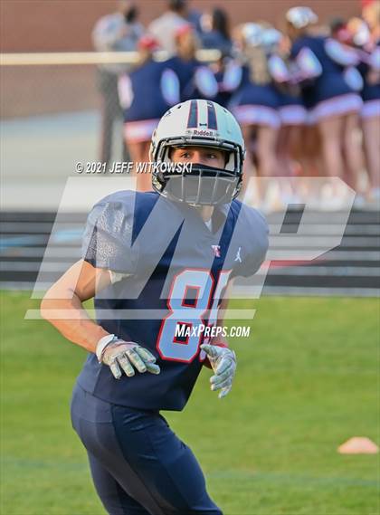 Thumbnail 2 in Douglas Byrd @ Terry Sanford photogallery.