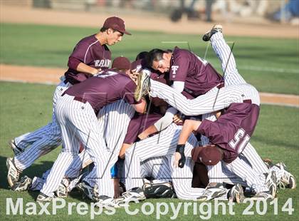 Thumbnail 3 in Torrance vs South (CIF-SS D4 Final) photogallery.