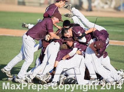 Thumbnail 2 in Torrance vs South (CIF-SS D4 Final) photogallery.
