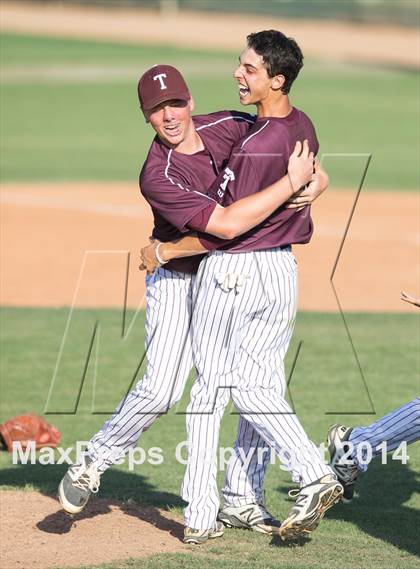 Thumbnail 3 in Torrance vs South (CIF-SS D4 Final) photogallery.