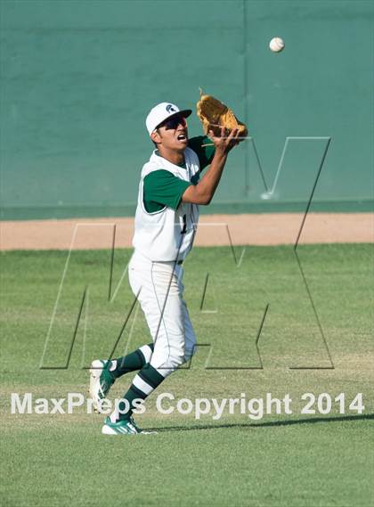 Thumbnail 2 in Torrance vs South (CIF-SS D4 Final) photogallery.