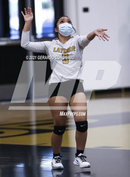 Thumbnail 2 in Patterson @ Lathrop photogallery.