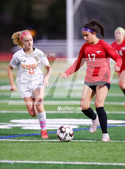 Thumbnail 3 in JV: Berkeley @ Monte Vista photogallery.