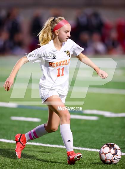 Thumbnail 1 in JV: Berkeley @ Monte Vista photogallery.