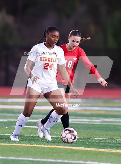 Thumbnail 1 in JV: Berkeley @ Monte Vista photogallery.