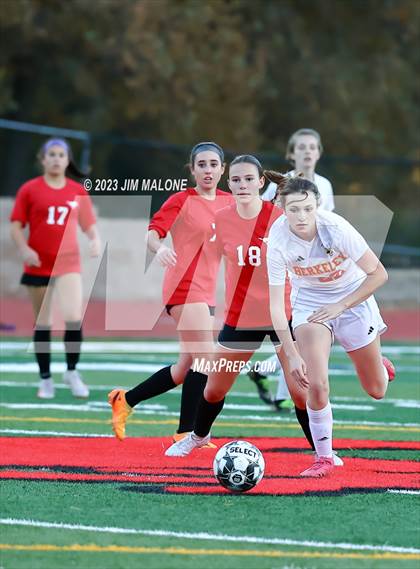 Thumbnail 3 in JV: Berkeley @ Monte Vista photogallery.