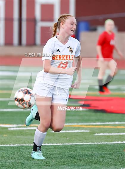 Thumbnail 2 in JV: Berkeley @ Monte Vista photogallery.