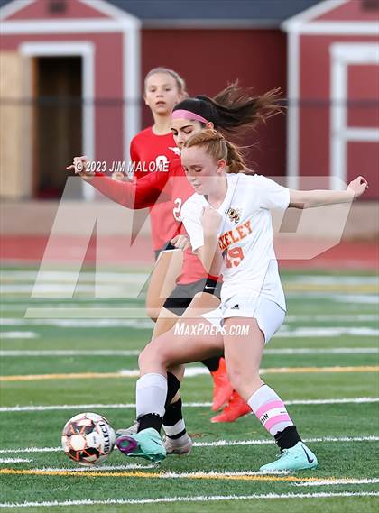 Thumbnail 3 in JV: Berkeley @ Monte Vista photogallery.