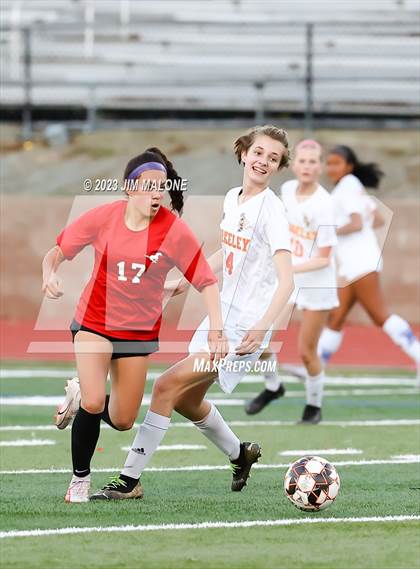 Thumbnail 2 in JV: Berkeley @ Monte Vista photogallery.