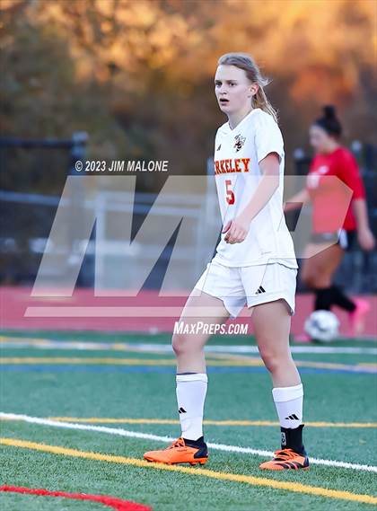 Thumbnail 1 in JV: Berkeley @ Monte Vista photogallery.
