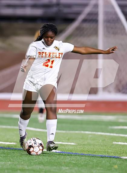 Thumbnail 1 in JV: Berkeley @ Monte Vista photogallery.
