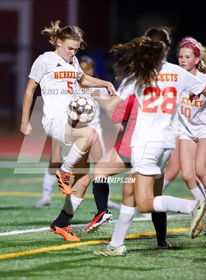Thumbnail 1 in JV: Berkeley @ Monte Vista photogallery.
