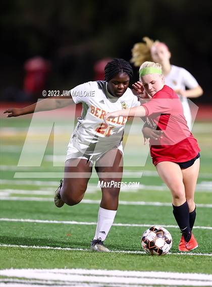 Thumbnail 3 in JV: Berkeley @ Monte Vista photogallery.