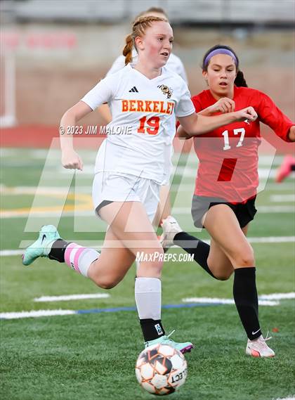 Thumbnail 1 in JV: Berkeley @ Monte Vista photogallery.